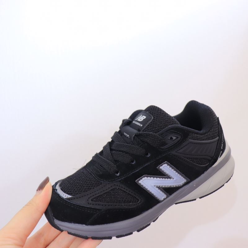 NEW BALANCE SHOES